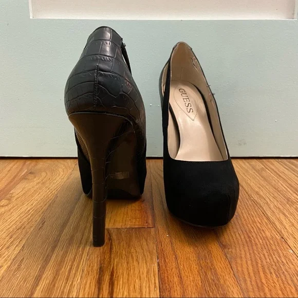 Guess Black High Heel Pumps - Picture 3 of 5
